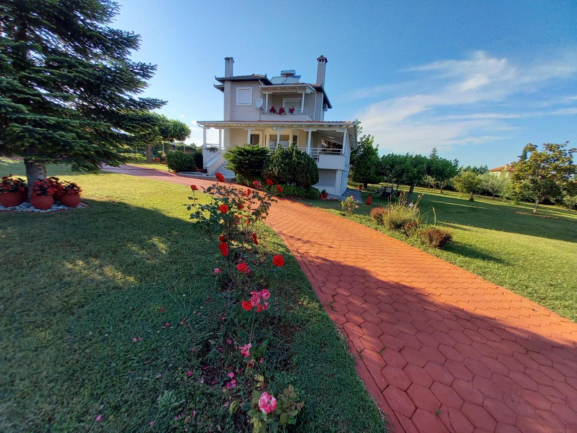 Villa Tammy'S Garden House Leptokarya  Exterior foto